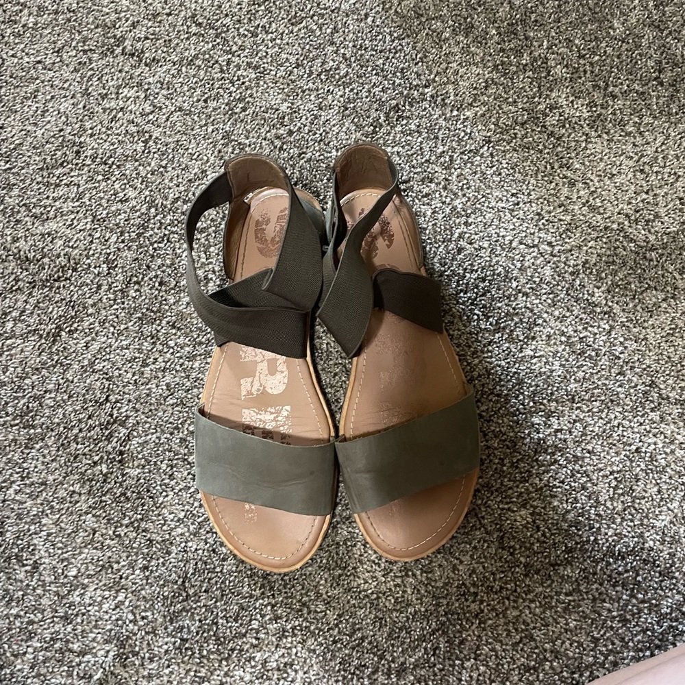 Sorel sandals